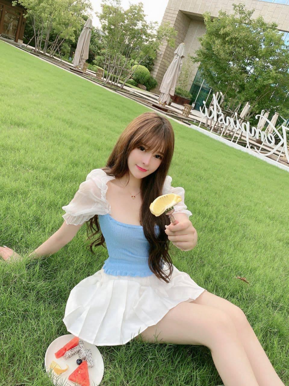 成都qtgs会所，妹妹水灵灵，粉嫩嫩