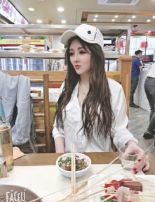 东门汐儿回来了，刚回锅回来